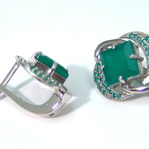 Sterling Silver Green Agate Omega Back Earrings Anti Tarnish 5.3 carats